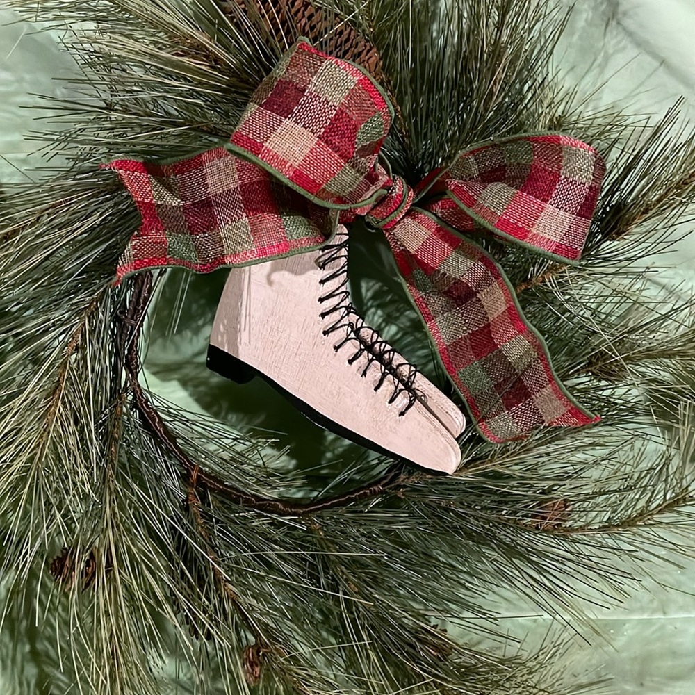 8 inch wreath